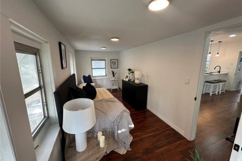 Apartamento en alquiler en Tampa, Florida, 1 dormitorio, 83.61 m2 № 1357485 - foto 10