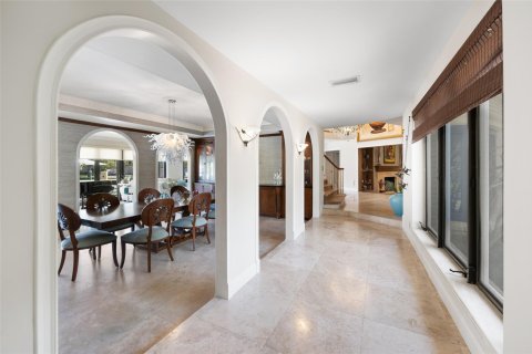 House in Fort Lauderdale, Florida 5 bedrooms, 740.9 sq.m. № 1020194 - photo 17