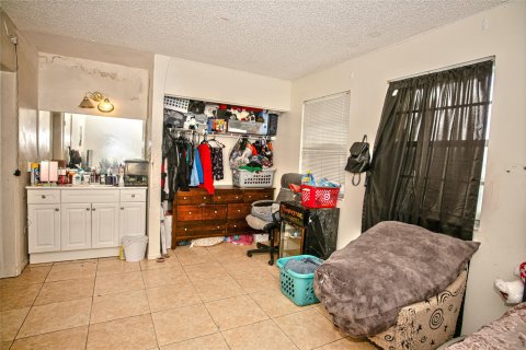Купить коммерческую недвижимость в Корал-Спрингс, Флорида № 1020097 - фото 17