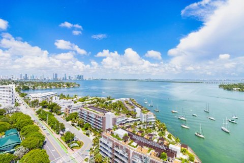 Condominio en venta en Miami Beach, Florida, 2 dormitorios, 135.92 m2 № 1332735 - foto 1