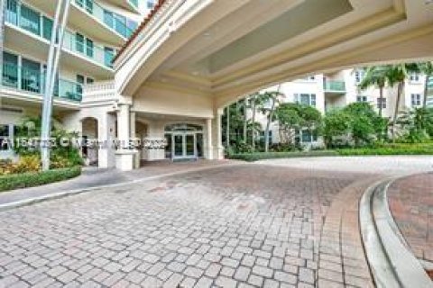 Condo in Aventura, Florida, 2 bedrooms  № 1332734 - photo 14