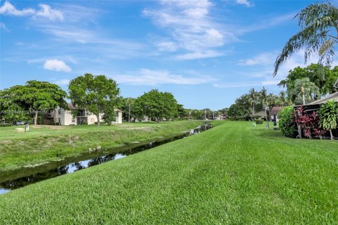 Townhouse in Boca Raton, Florida 3 bedrooms, 131.18 sq.m. № 1272207 - photo 20