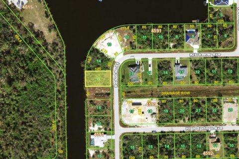 Terreno en venta en Port Charlotte, Florida № 1028246 - foto 3