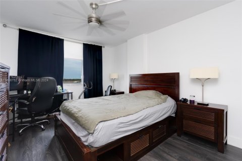 Copropriété à vendre à Hollywood, Floride: 2 chambres, 119.29 m2 № 1056770 - photo 22