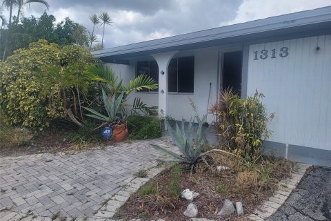 House in Deerfield Beach, Florida 2 bedrooms, 107.77 sq.m. № 1226035 - photo 2