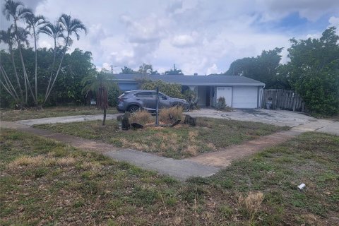 Villa ou maison à vendre à Deerfield Beach, Floride: 2 chambres, 107.77 m2 № 1226035 - photo 1