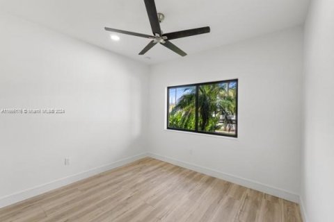 Villa ou maison à vendre à West Park, Floride: 4 chambres, 92.9 m2 № 1383626 - photo 6