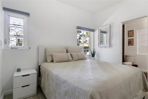 Copropriété à vendre à Miami Beach, Floride: 2 chambres, 55.28 m2 № 1187420 - photo 9