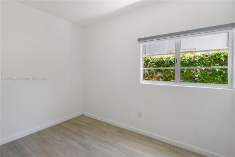 Copropriété à vendre à Miami Beach, Floride: 2 chambres, 55.28 m2 № 1187420 - photo 16