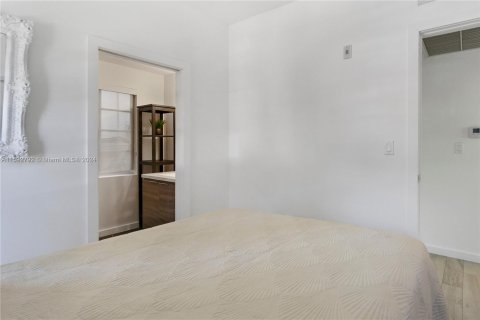 Copropriété à vendre à Miami Beach, Floride: 2 chambres, 55.28 m2 № 1187420 - photo 11