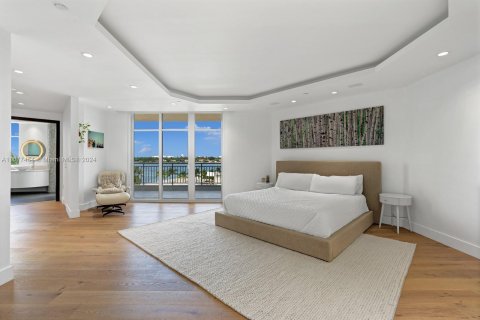 Condo in Miami Beach, Florida, 4 bedrooms  № 1405918 - photo 19