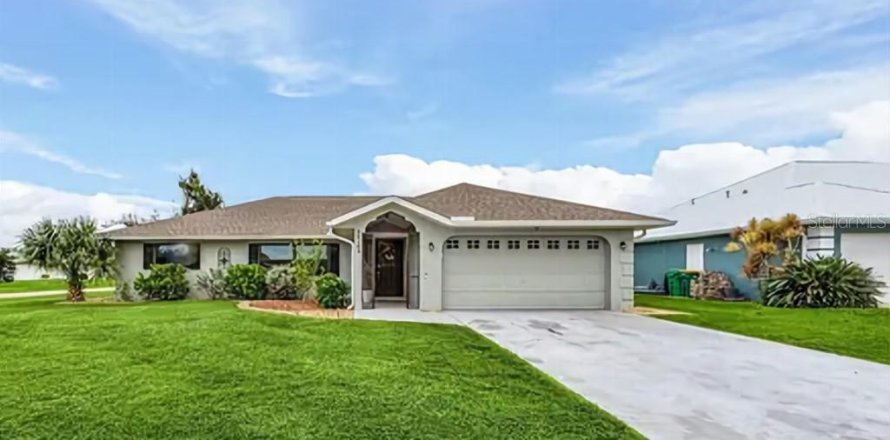 Villa ou maison à Punta Gorda, Floride 3 chambres, 145.67 m2 № 1166216