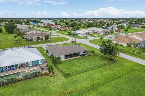 Villa ou maison à vendre à Punta Gorda, Floride: 3 chambres, 145.67 m2 № 1166216 - photo 15