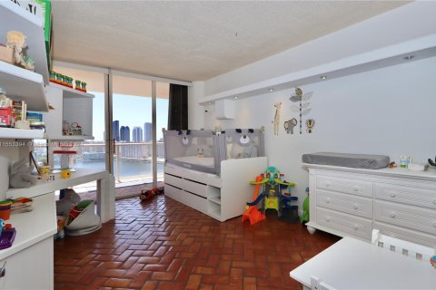 Condominio en venta en Aventura, Florida, 3 dormitorios, 229.47 m2 № 1073318 - foto 26