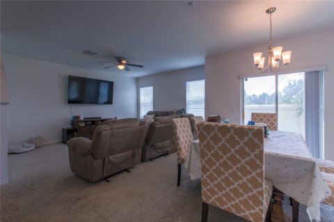 Condo in Orlando, Florida, 3 bedrooms  № 1351496 - photo 10