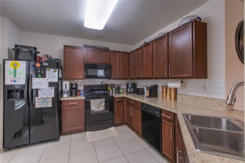 Condo in Orlando, Florida, 3 bedrooms  № 1351496 - photo 15