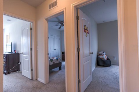 Condo in Orlando, Florida, 3 bedrooms  № 1351496 - photo 25