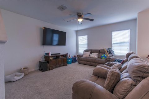 Condo in Orlando, Florida, 3 bedrooms  № 1351496 - photo 11