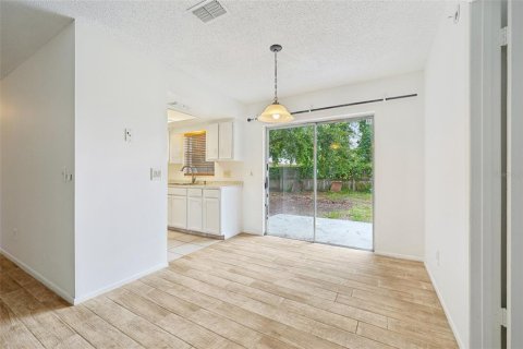 Villa ou maison à vendre à Kissimmee, Floride: 3 chambres, 105.91 m2 № 1333916 - photo 7