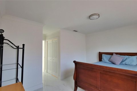 Copropriété à vendre à Hallandale Beach, Floride: 3 chambres, 157.93 m2 № 1269434 - photo 25