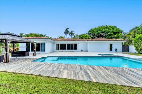 Casa en venta en Miami Shores, Florida, 3 dormitorios, 197.7 m2 № 1306321 - foto 1