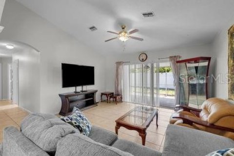 Casa en venta en Land O' Lakes, Florida, 4 dormitorios, 179.86 m2 № 1285313 - foto 13