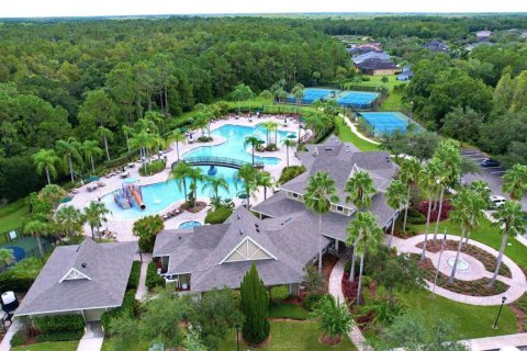 Villa ou maison à vendre à Tampa, Floride: 4 chambres, 242.85 m2 № 1341872 - photo 5