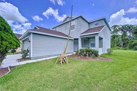 Villa ou maison à vendre à Tampa, Floride: 4 chambres, 242.85 m2 № 1341872 - photo 2