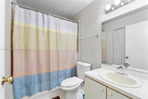 Townhouse in Boynton Beach, Florida 2 bedrooms, 116.87 sq.m. № 1332449 - photo 30