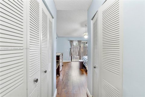 Touwnhouse à vendre à Boynton Beach, Floride: 2 chambres, 116.87 m2 № 1332449 - photo 18