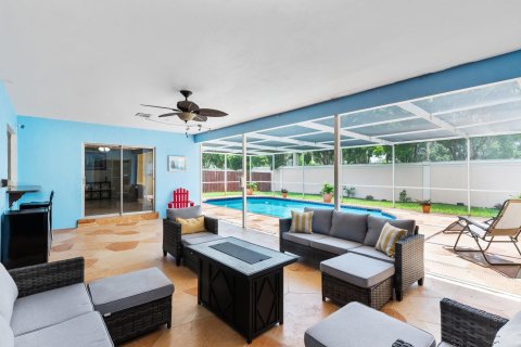 Casa en venta en Sunrise, Florida, 4 dormitorios, 214.33 m2 № 1226720 - foto 5