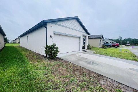 Villa ou maison à louer à Saint Cloud, Floride: 4 chambres, 164.72 m2 № 1357535 - photo 3