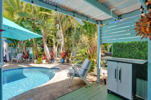 House in Wilton Manors, Florida 3 bedrooms, 118.36 sq.m. № 1099170 - photo 29