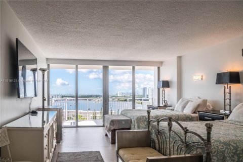 Condo in Aventura, Florida, 3 bedrooms  № 1240830 - photo 24