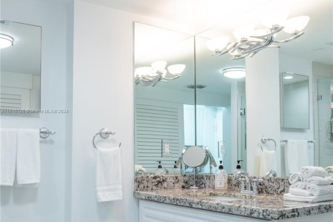 Condo in Aventura, Florida, 3 bedrooms  № 1240830 - photo 22