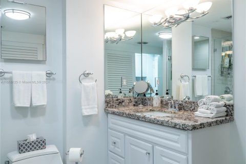 Condo in Aventura, Florida, 3 bedrooms  № 1240830 - photo 21