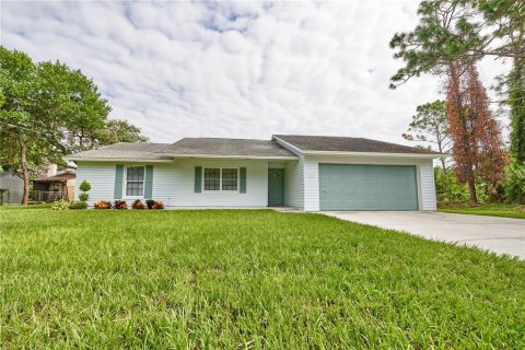 Villa ou maison à vendre à Chuluota, Floride: 3 chambres, 116.78 m2 № 1342793 - photo 1