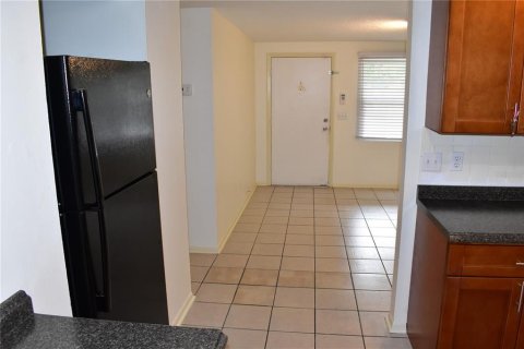 House in Tampa, Florida 3 bedrooms, 85.93 sq.m. № 1418152 - photo 28