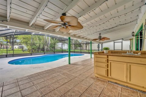 Villa ou maison à vendre à Kissimmee, Floride: 4 chambres, 185.8 m2 № 1340767 - photo 3