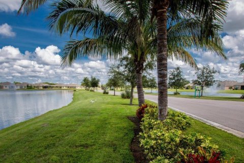 Villa ou maison à louer à Punta Gorda, Floride: 3 chambres, 162.02 m2 № 1340804 - photo 18