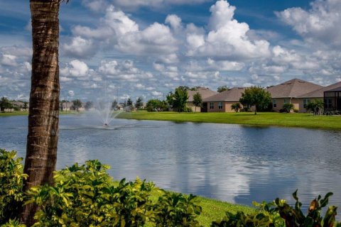 Villa ou maison à louer à Punta Gorda, Floride: 3 chambres, 162.02 m2 № 1340804 - photo 16