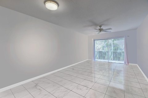 Condo in Deerfield Beach, Florida, 1 bedroom  № 1075727 - photo 14