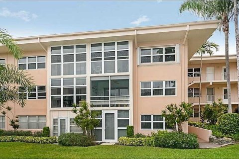 Copropriété à vendre à Lauderdale-by-the-Sea, Floride: 1 chambre, 66.43 m2 № 1075729 - photo 19