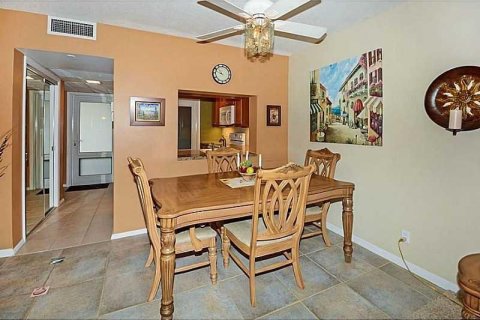 Copropriété à vendre à Lauderdale-by-the-Sea, Floride: 1 chambre, 66.43 m2 № 1075729 - photo 18