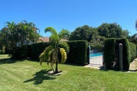 Townhouse in Boca Raton, Florida 2 bedrooms, 142.7 sq.m. № 1060180 - photo 2