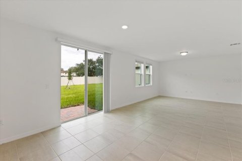 Villa ou maison à vendre à Davenport, Floride: 4 chambres, 217.39 m2 № 1193233 - photo 8