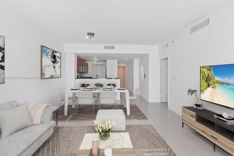 Condominio en venta en Miami, Florida, 1 dormitorio, 74.88 m2 № 1406275 - foto 6