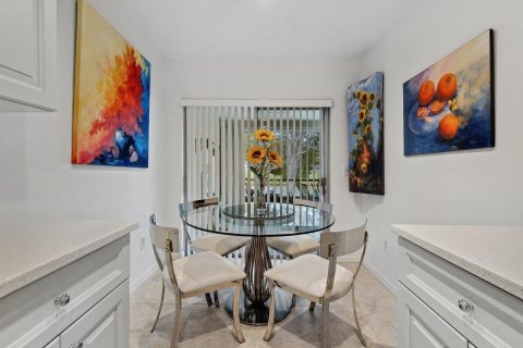 Villa ou maison à vendre à Royal Palm Beach, Floride: 2 chambres, 120.31 m2 № 1044139 - photo 17