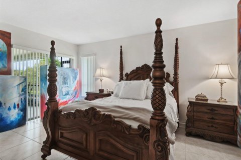 Villa ou maison à vendre à Royal Palm Beach, Floride: 2 chambres, 120.31 m2 № 1044139 - photo 16