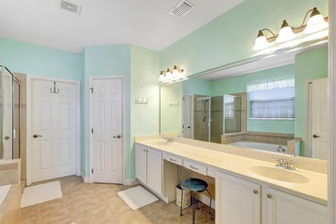 Casa en venta en Stuart, Florida, 5 dormitorios, 332.59 m2 № 1044177 - foto 16